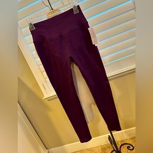 NWT Spiritual Gangster Leggings